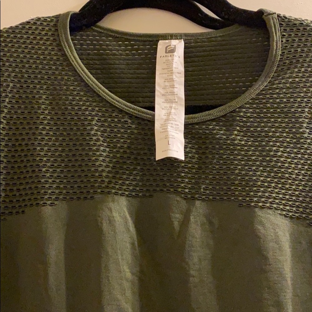 Fabletics long sleeve - Picture 2 of 3